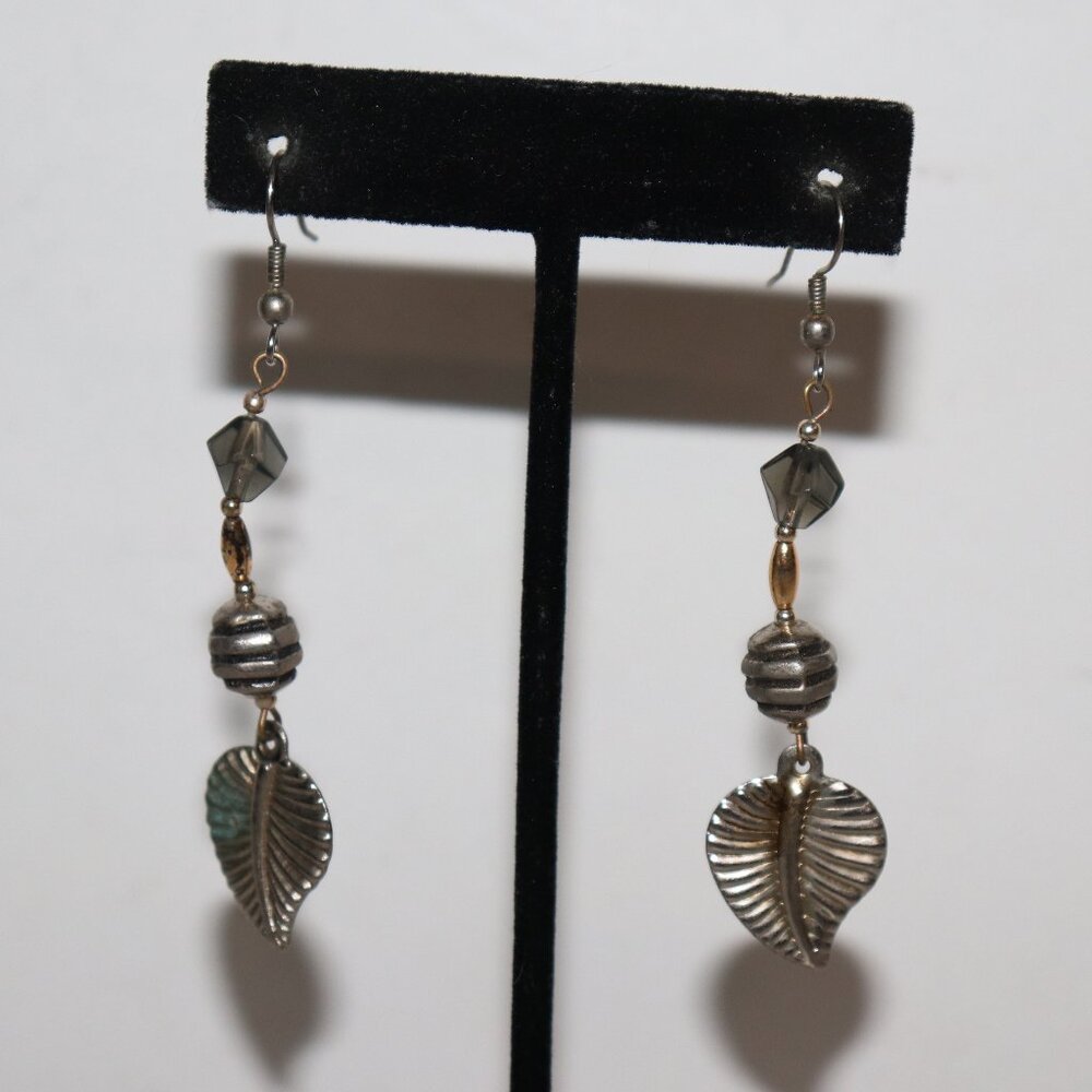 🍃 Vintage Silver Leaf Dangle Earrings – 3" Nature-Inspired · Lightweight